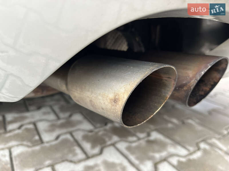 Универсал Volkswagen Golf 2011 в Черновцах