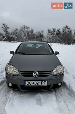 Хэтчбек Volkswagen Golf 2008 в Львове