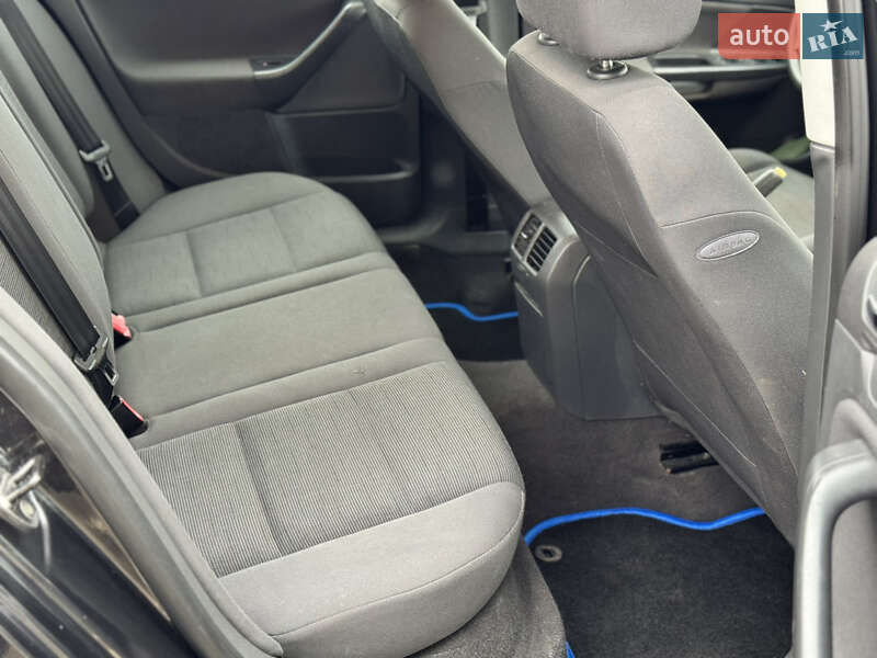 Хэтчбек Volkswagen Golf 2005 в Хмельницком фото 24 Хэтчбек Volkswagen Golf 2005 в Хмельницком