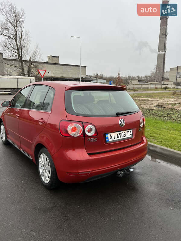 Хэтчбек Volkswagen Golf 2010 в Шостке