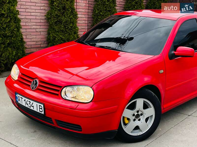 Хетчбек Volkswagen Golf 1998 в Івано-Франківську