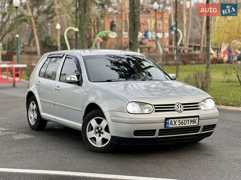 Хэтчбек Volkswagen Golf 1998 в Харькове