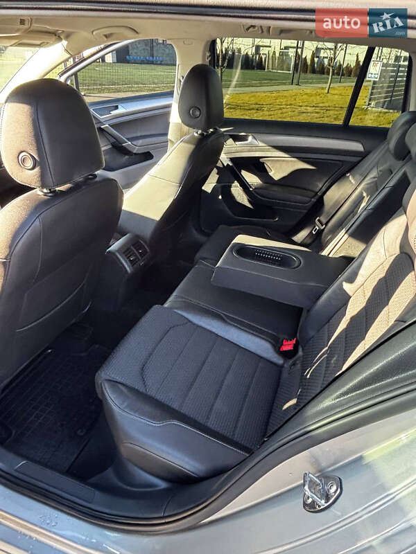 Универсал Volkswagen Golf 2014 в Мукачево