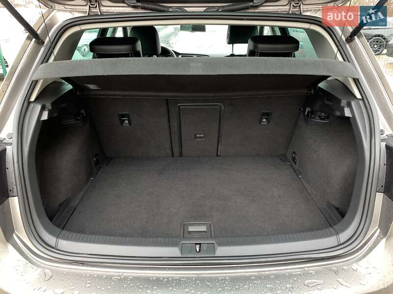 Хэтчбек Volkswagen Golf 2013 в Бердичеве