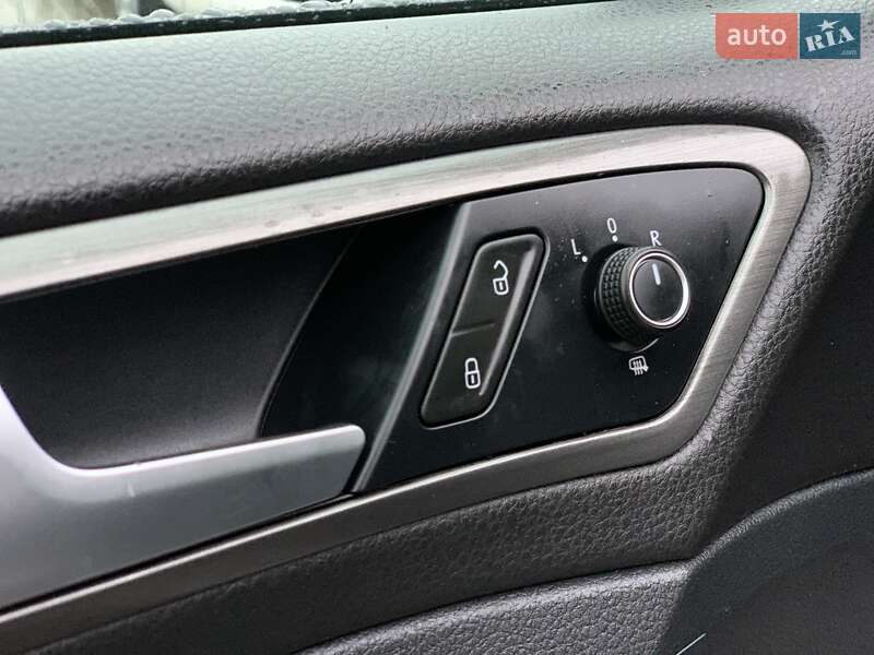 Хэтчбек Volkswagen Golf 2013 в Бердичеве