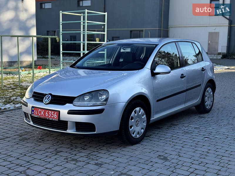 Volkswagen Golf 2004