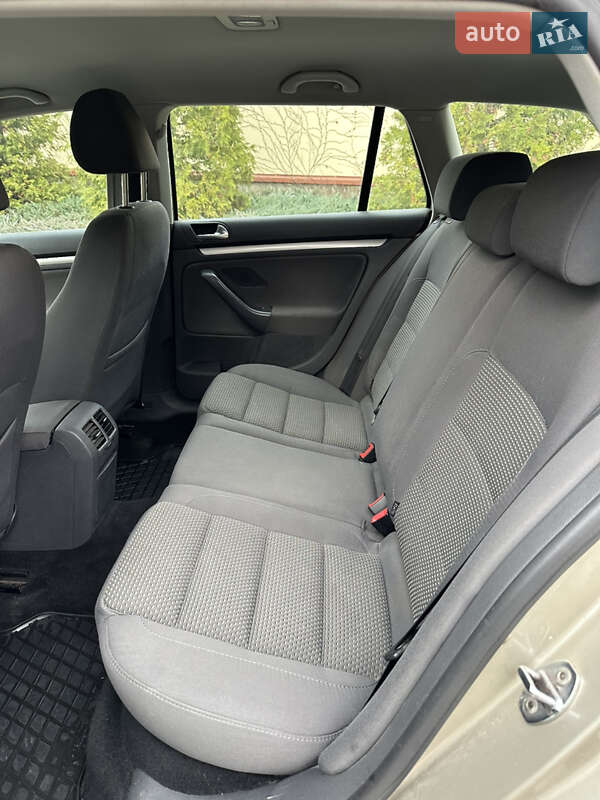 Універсал Volkswagen Golf 2008 в Кам'янському