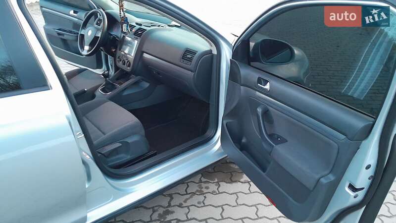 Универсал Volkswagen Golf 2009 в Бродах фото 12 Универсал Volkswagen Golf 2009 в Бродах