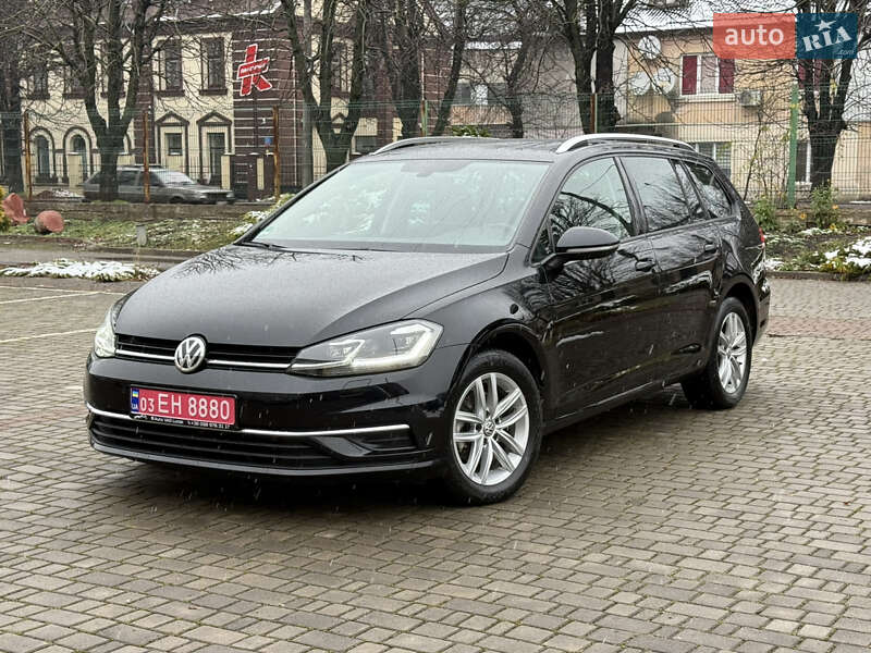 Volkswagen Golf 2020