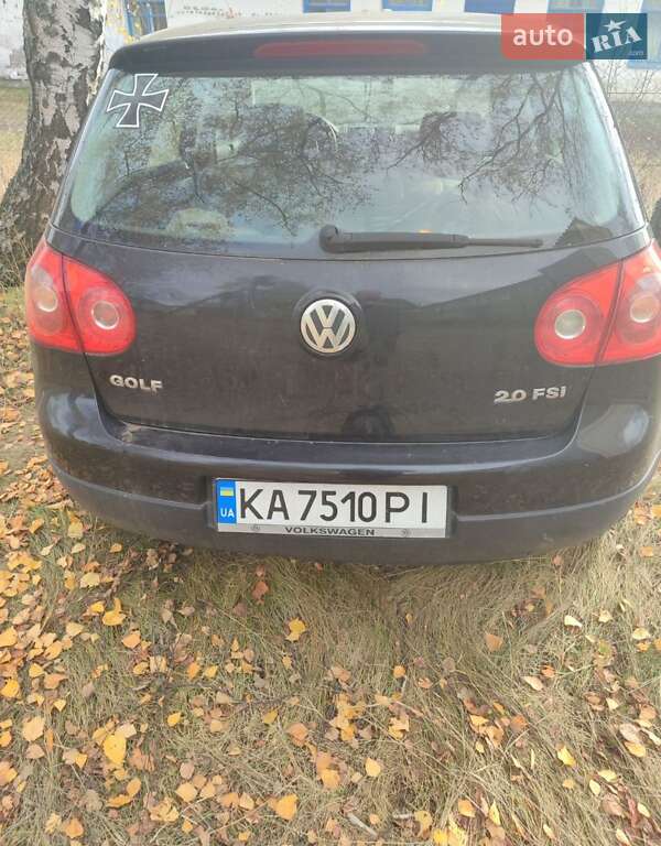 Хэтчбек Volkswagen Golf 2005 в Харькове