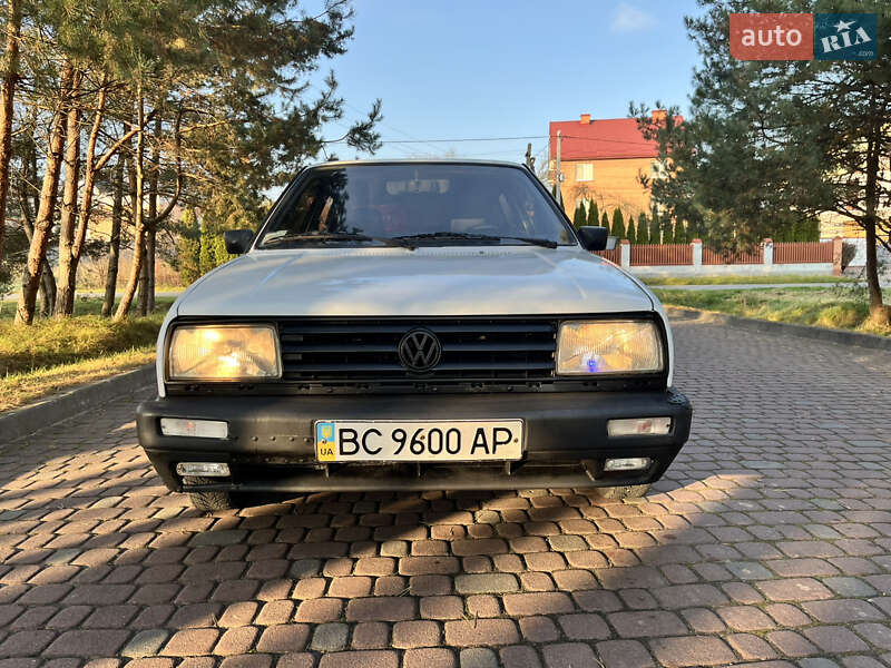 Хэтчбек Volkswagen Golf 1986 в Львове