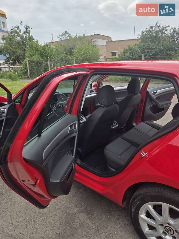 Хэтчбек Volkswagen Golf 2018 в Кривом Роге фото 11 Хэтчбек Volkswagen Golf 2018 в Кривом Роге