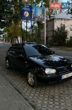Хэтчбек Volkswagen Golf 2001 в Ивано-Франковске