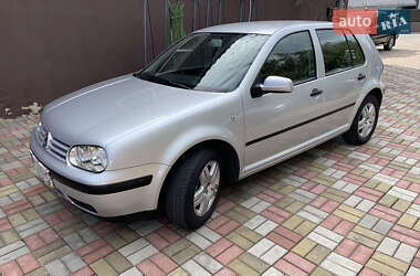 Хэтчбек Volkswagen Golf 2001 в Житомире