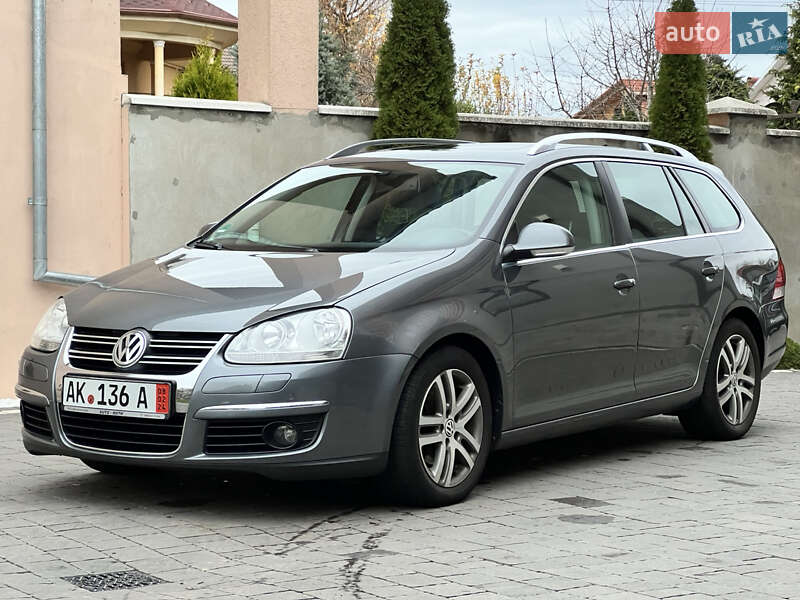 Универсал Volkswagen Golf 2009 в Мукачево