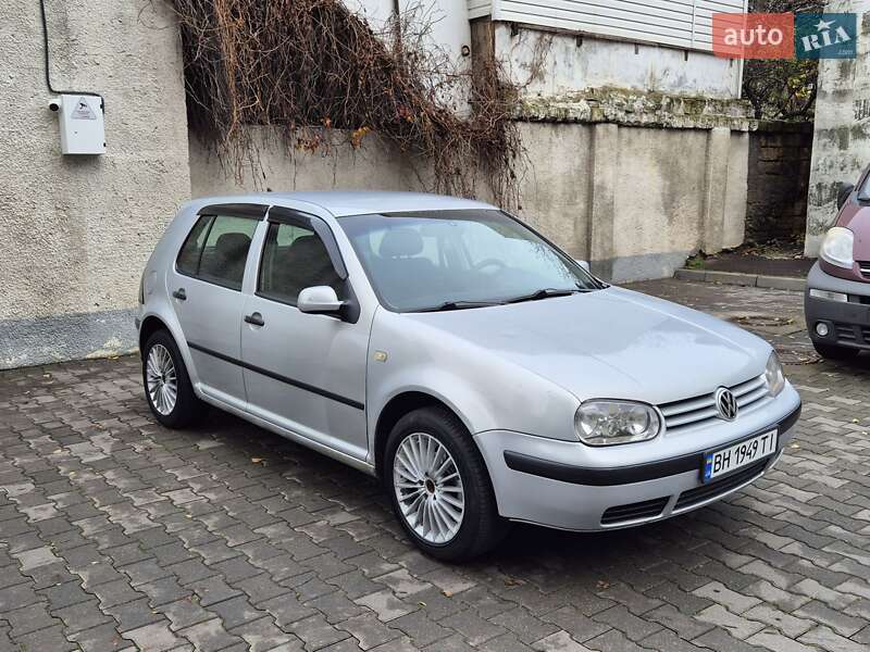 Хэтчбек Volkswagen Golf 2000 в Одессе фото 3 Хэтчбек Volkswagen Golf 2000 в Одессе