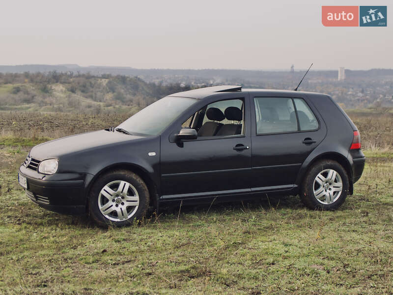 Volkswagen Golf 2001