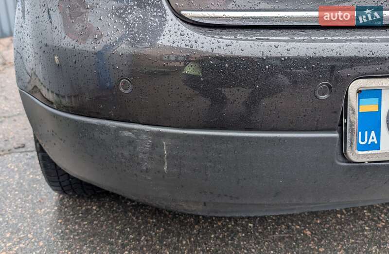 Хэтчбек Volkswagen Golf 2008 в Черкассах