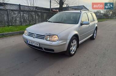 Универсал Volkswagen Golf 2003 в Черкассах