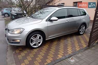 Универсал Volkswagen Golf 2014 в Луцке
