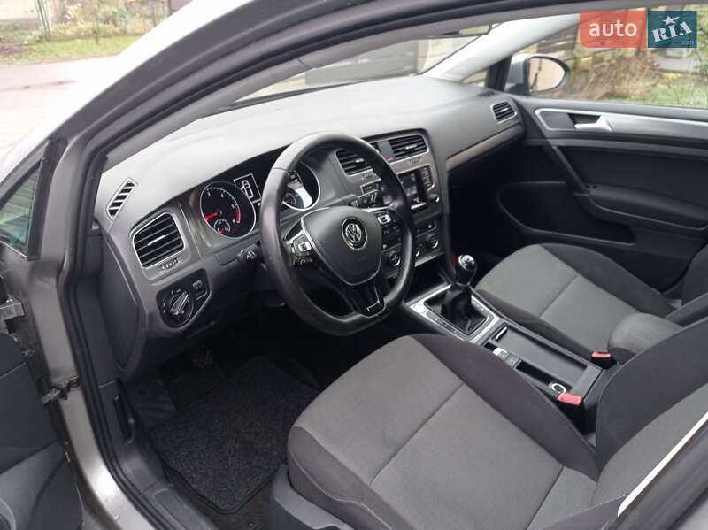 Универсал Volkswagen Golf 2014 в Луцке