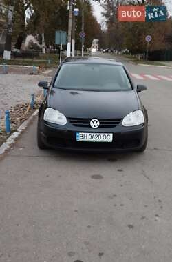 Хетчбек Volkswagen Golf 2007 в Сараті