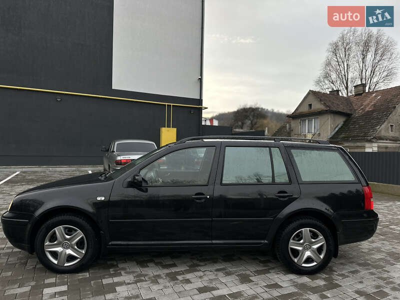 Универсал Volkswagen Golf 2003 в Кременце