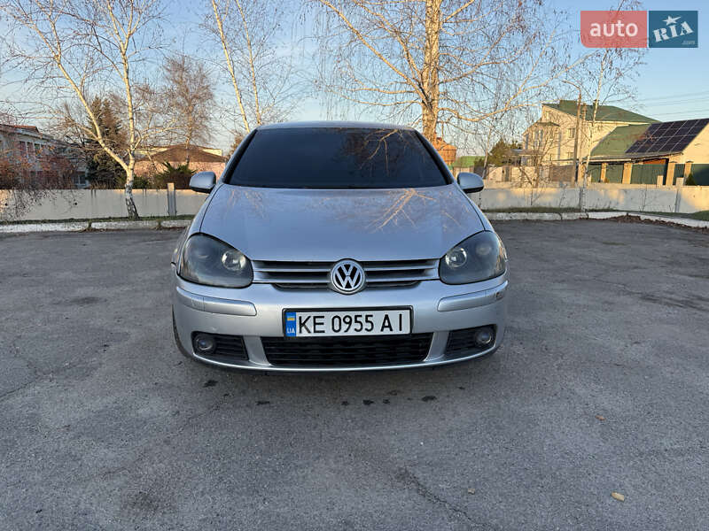 Хэтчбек Volkswagen Golf 2005 в Днепре фото Хэтчбек Volkswagen Golf 2005 в Днепре