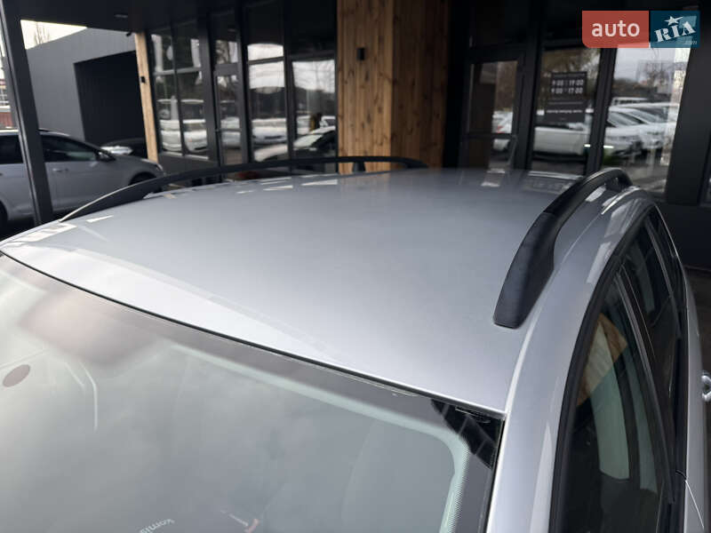 Універсал Volkswagen Golf 2009 в Вінниці