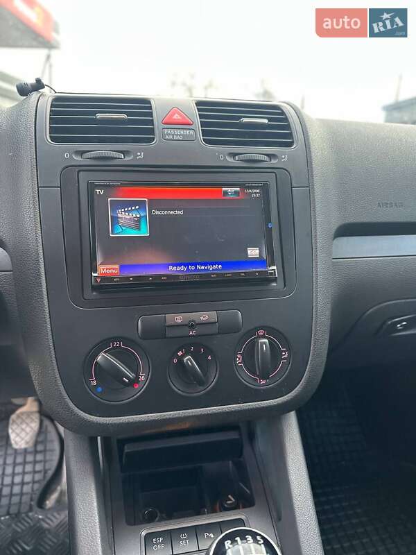 Универсал Volkswagen Golf 2009 в Житомире