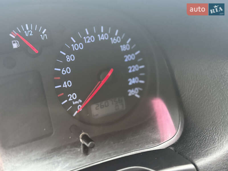 Хэтчбек Volkswagen Golf 1999 в Луцке