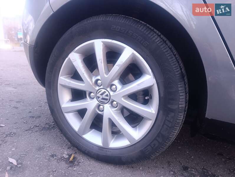 Хэтчбек Volkswagen Golf 2004 в Хмельницком фото 7 Хэтчбек Volkswagen Golf 2004 в Хмельницком