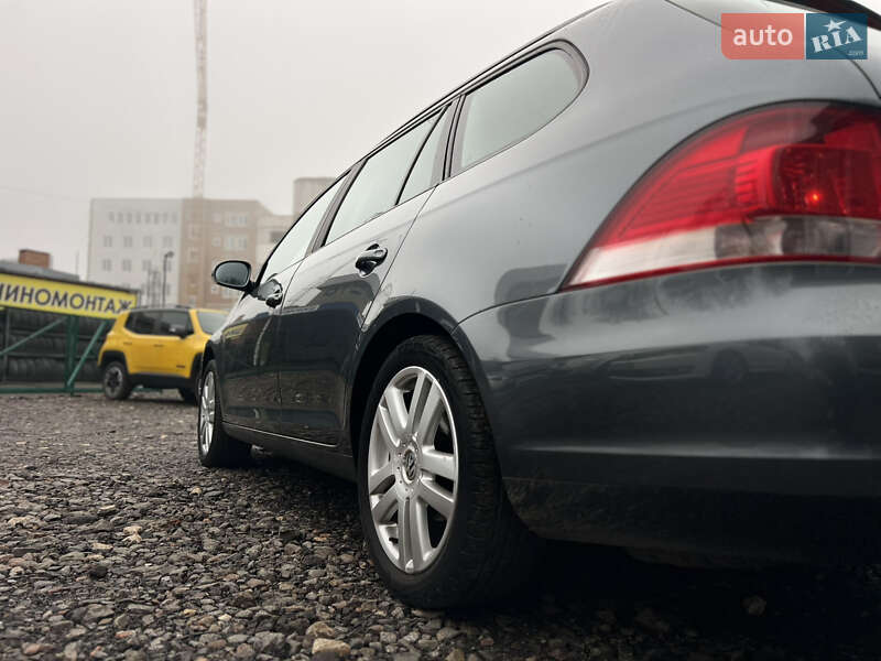 Универсал Volkswagen Golf 2008 в Полтаве