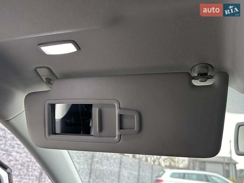 Универсал Volkswagen Golf 2015 в Ровно