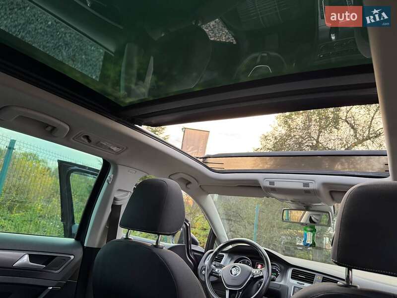 Универсал Volkswagen Golf 2016 в Дрогобыче фото 68 Универсал Volkswagen Golf 2016 в Дрогобыче