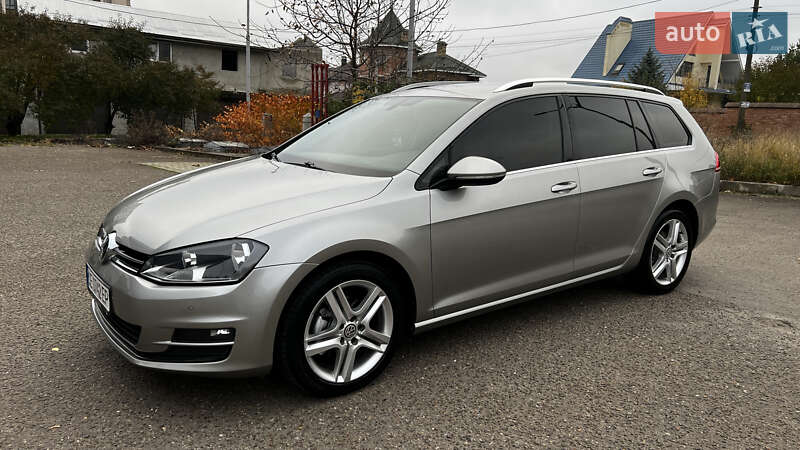 Універсал Volkswagen Golf 2016 в Кам'янець-Подільському