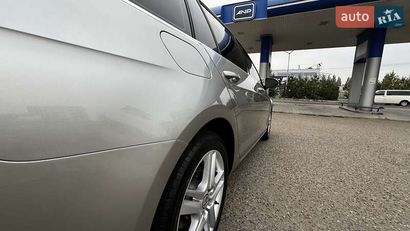 Універсал Volkswagen Golf 2016 в Кам'янець-Подільському