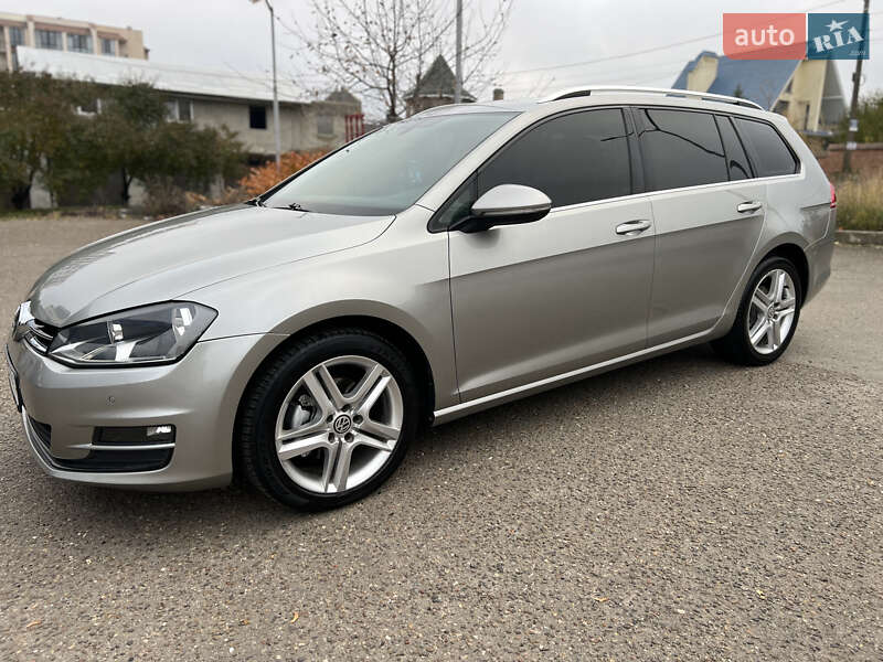 Універсал Volkswagen Golf 2016 в Кам'янець-Подільському