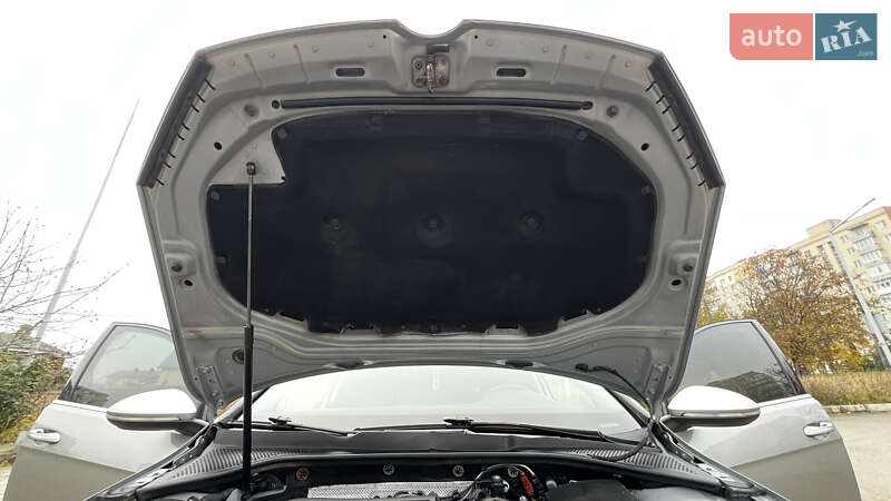 Універсал Volkswagen Golf 2016 в Кам'янець-Подільському