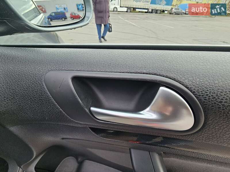 Универсал Volkswagen Golf 2012 в Ивано-Франковске