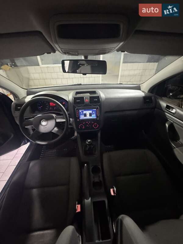 Хетчбек Volkswagen Golf 2004 в Лебедині фото 7 Хетчбек Volkswagen Golf 2004 в Лебедині