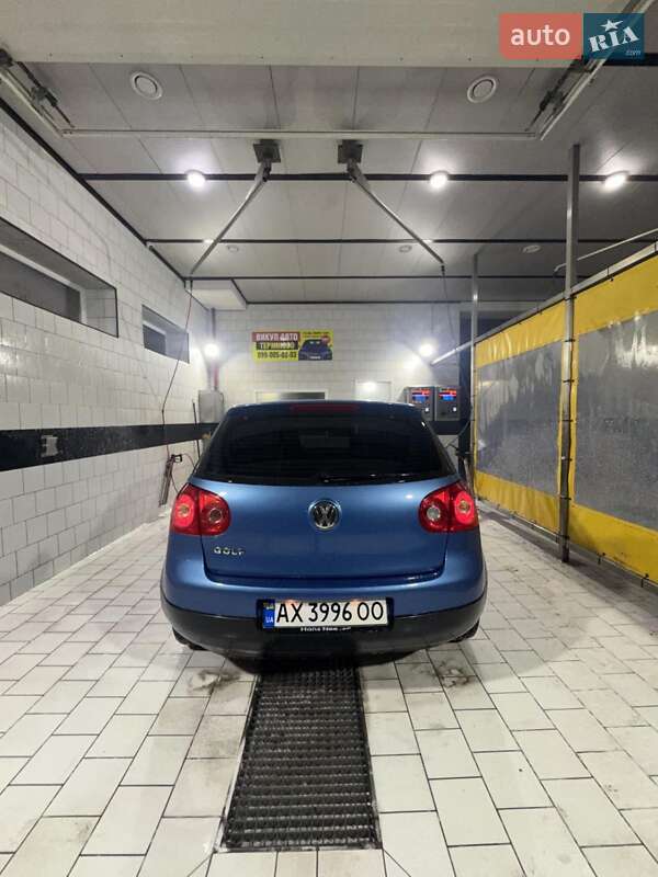 Хетчбек Volkswagen Golf 2004 в Лебедині фото 6 Хетчбек Volkswagen Golf 2004 в Лебедині
