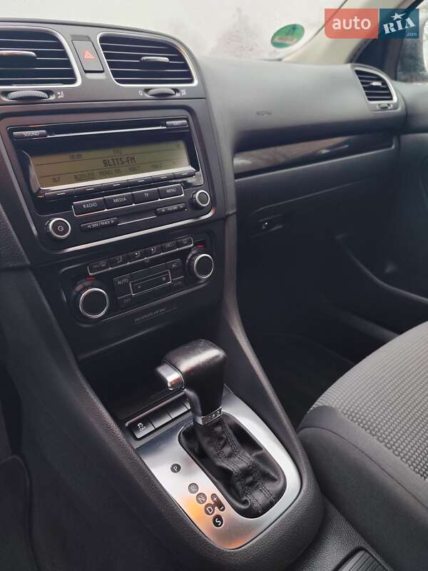 Универсал Volkswagen Golf 2010 в Белой Церкви