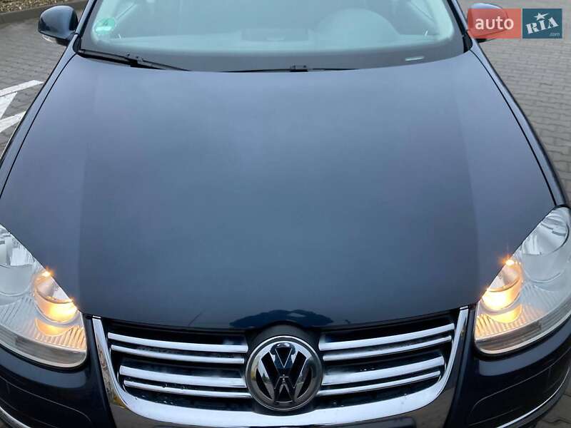 Универсал Volkswagen Golf 2008 в Виннице