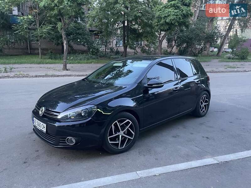 Хэтчбек Volkswagen Golf 2009 в Кривом Роге