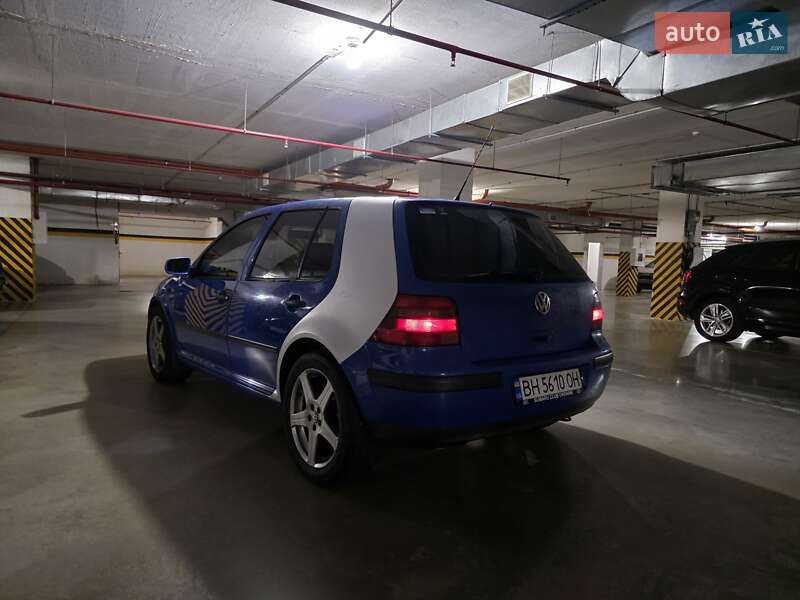Хэтчбек Volkswagen Golf 1998 в Одессе
