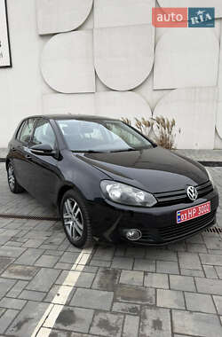 Хэтчбек Volkswagen Golf 2009 в Луцке