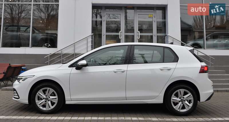 Хетчбек Volkswagen Golf 2022 в Одесі