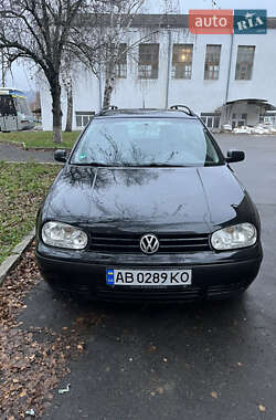 Універсал Volkswagen Golf 2002 в Могилів-Подільському