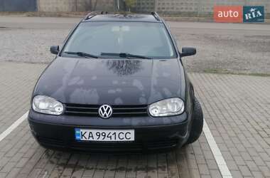 Универсал Volkswagen Golf 2001 в Киеве
